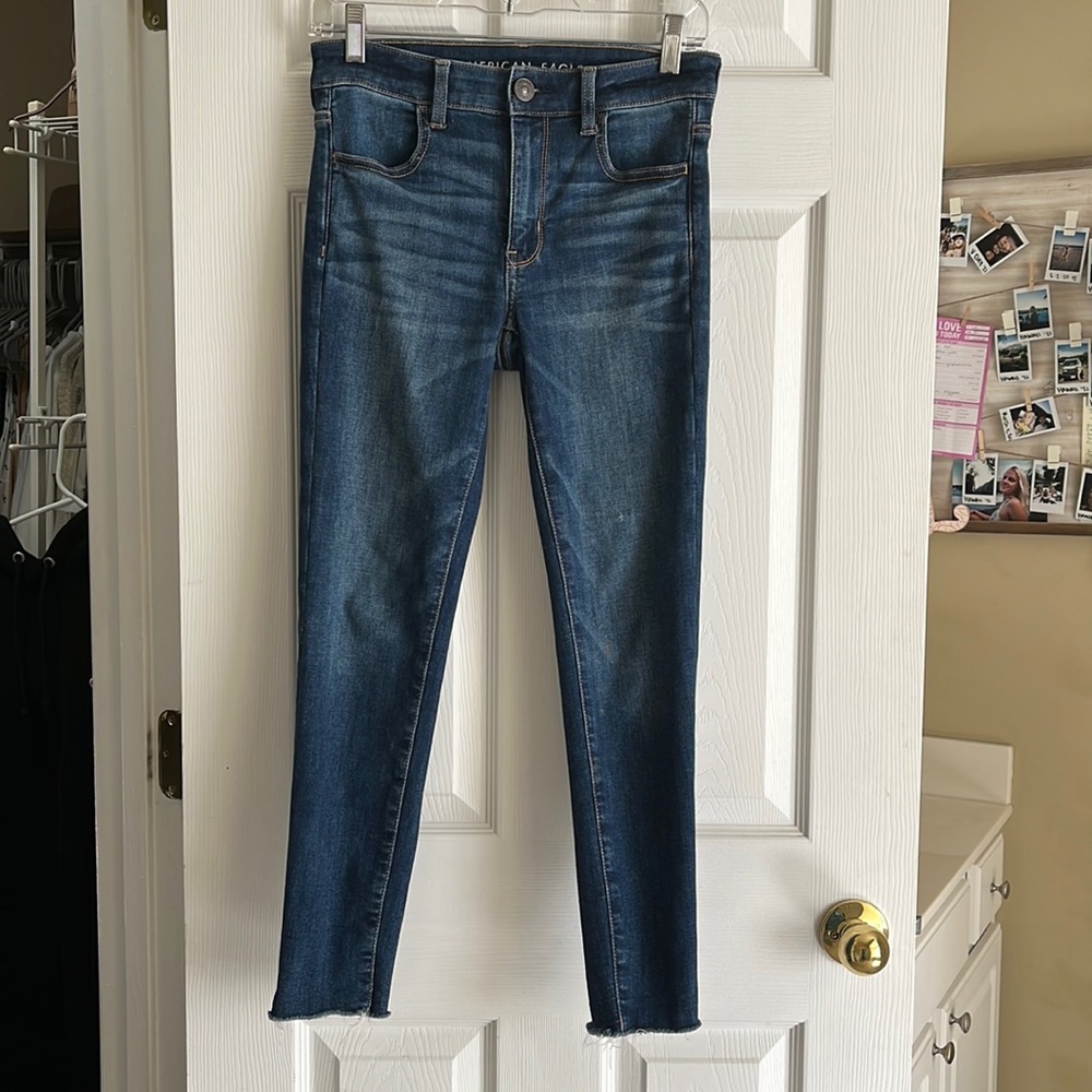 Size 4 American Eagle Skinny Jeans
